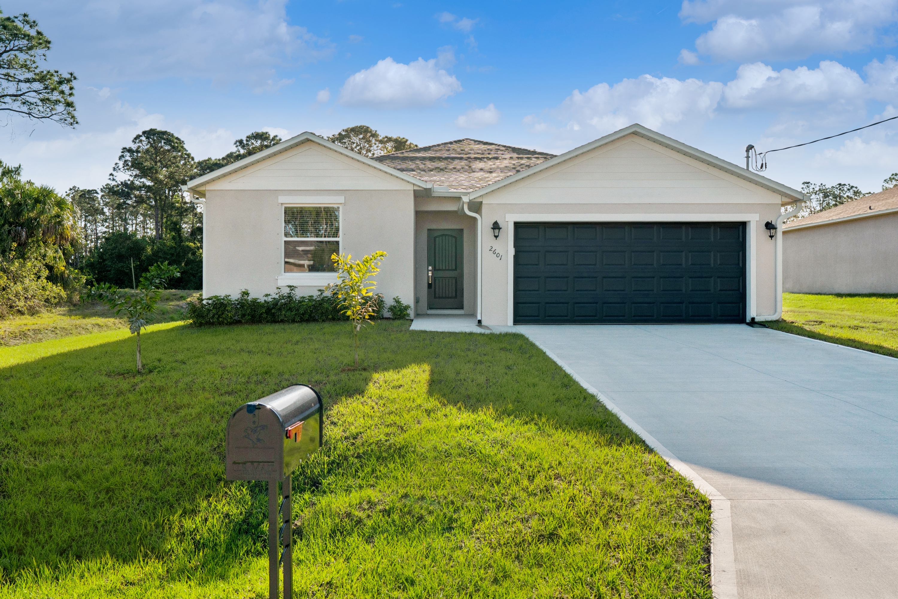 2601 Hagoplan Avenue Southwest