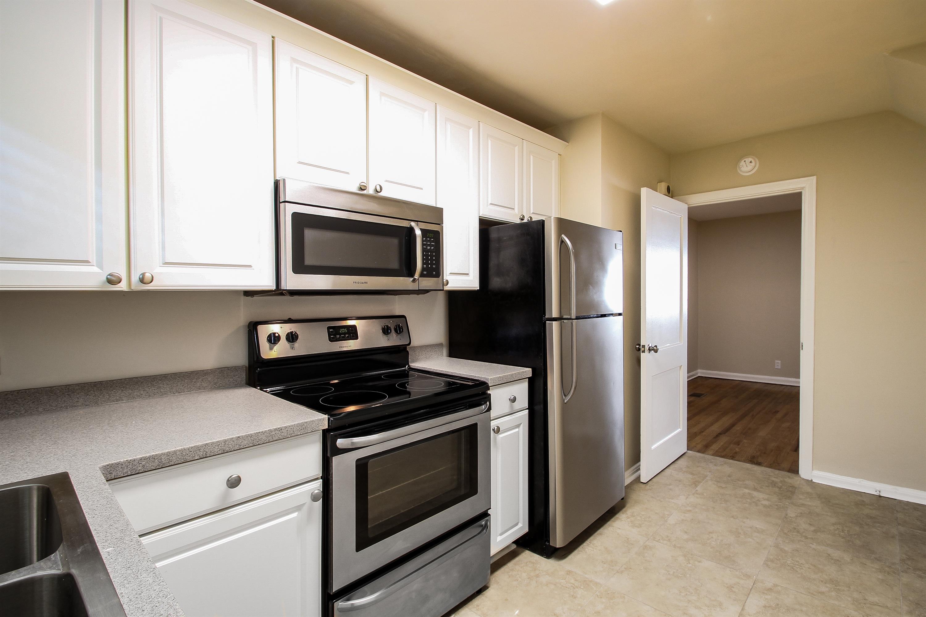 2761 Saint Johns Avenue - 2